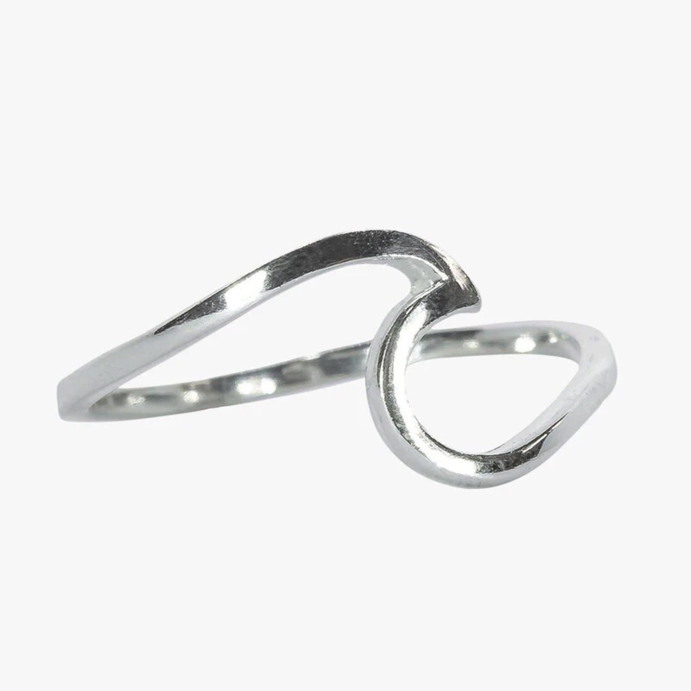 Ocean Wave Ring Size 6